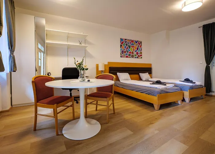 Flataid Cityapart Geidorf Apart-hotel 4*