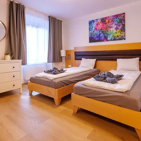 Flataid Cityapart Geidorf Aparthotel 4*