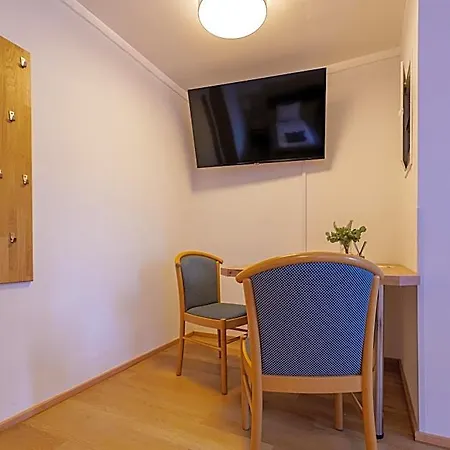 Aparthotel Flataid Cityapart Geidorf 4*