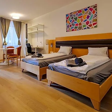 Flataid Cityapart Geidorf 4*