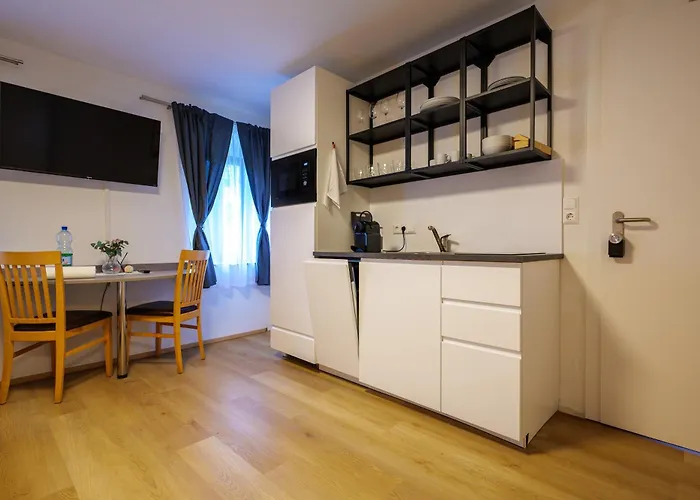 Flataid Cityapart Geidorf 4*